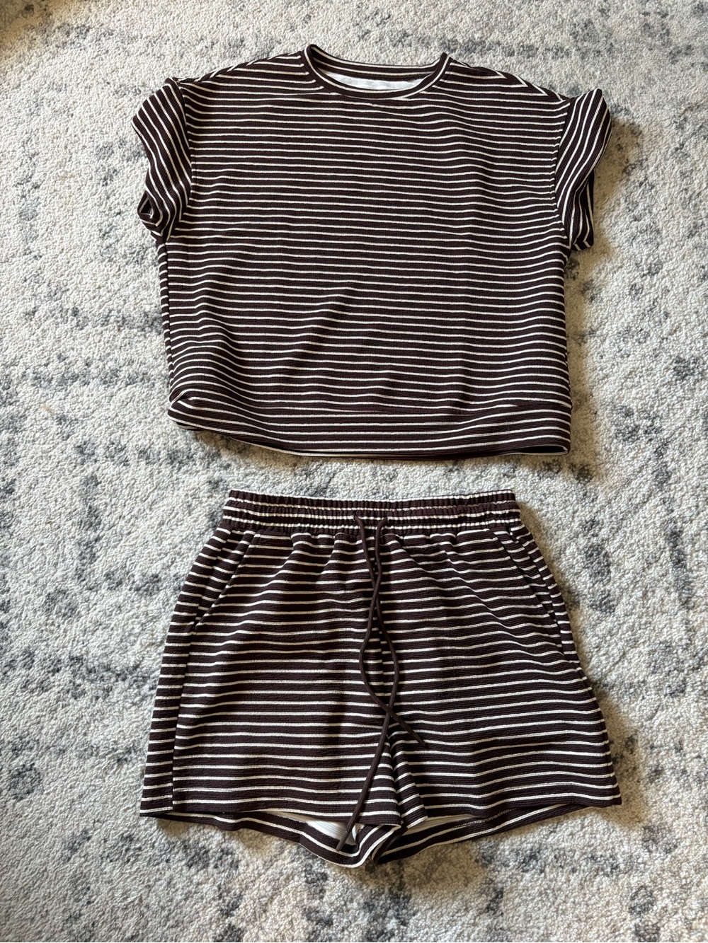 Source Unknown Brown and White Striped Crop Tee